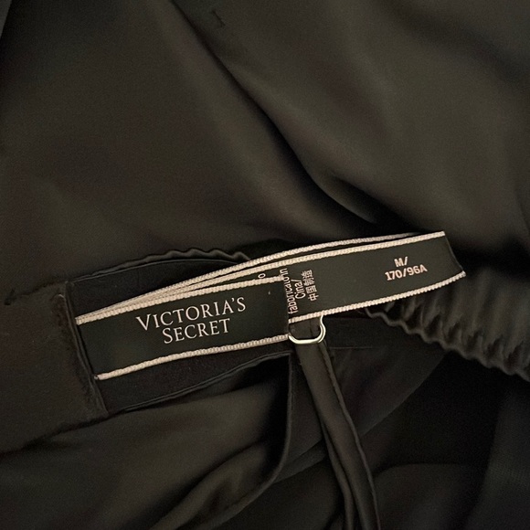 Viral Victorias Secret Slip Dress🐈‍⬛💎 - Picture 6 of 6